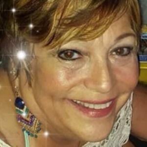 Meet your Posher, Val